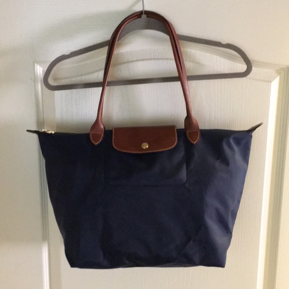 Longchamp purse